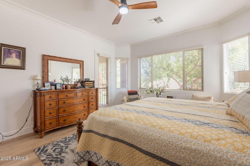 Springfield Lakes Hom