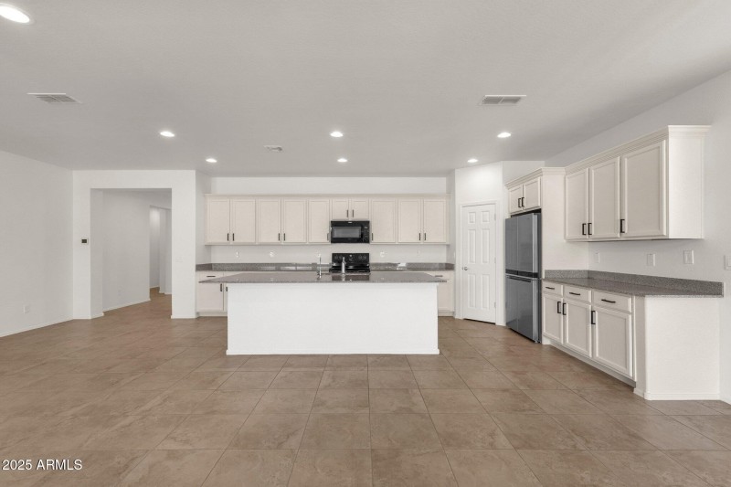 9-web-or-mls-22472-e-sonoqui-blvd