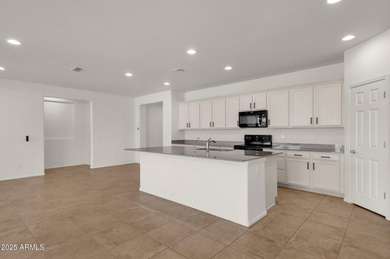 10-web-or-mls-22472-e-sonoqui-blvd