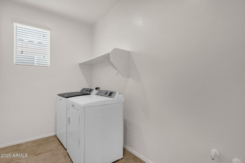 28-web-or-mls-22472-e-sonoqui-blvd