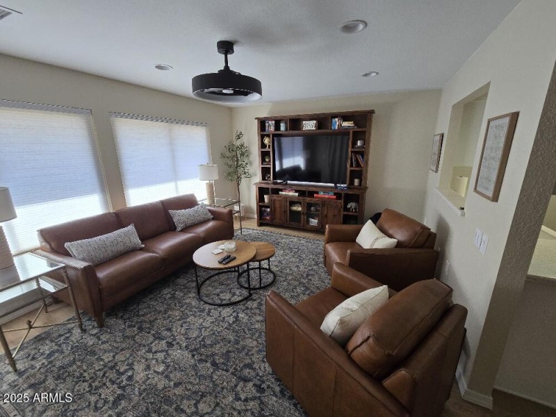 20250923_143430_resized