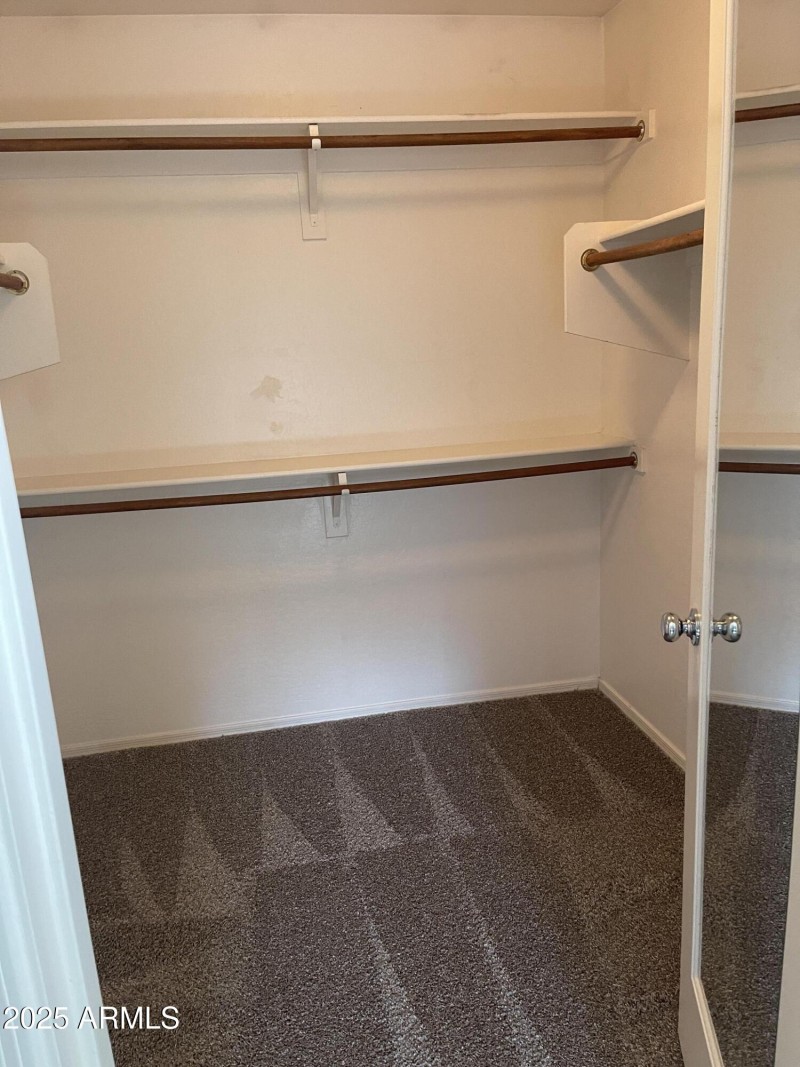 20250922_154602098_iOS