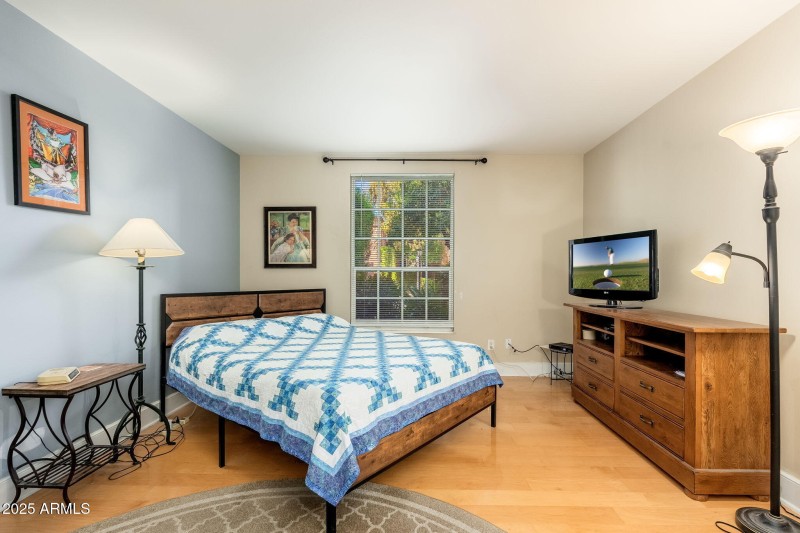 123 E Palm Ln UNIT A - 19