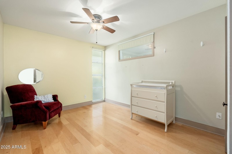 123 E Palm Ln UNIT A - 24