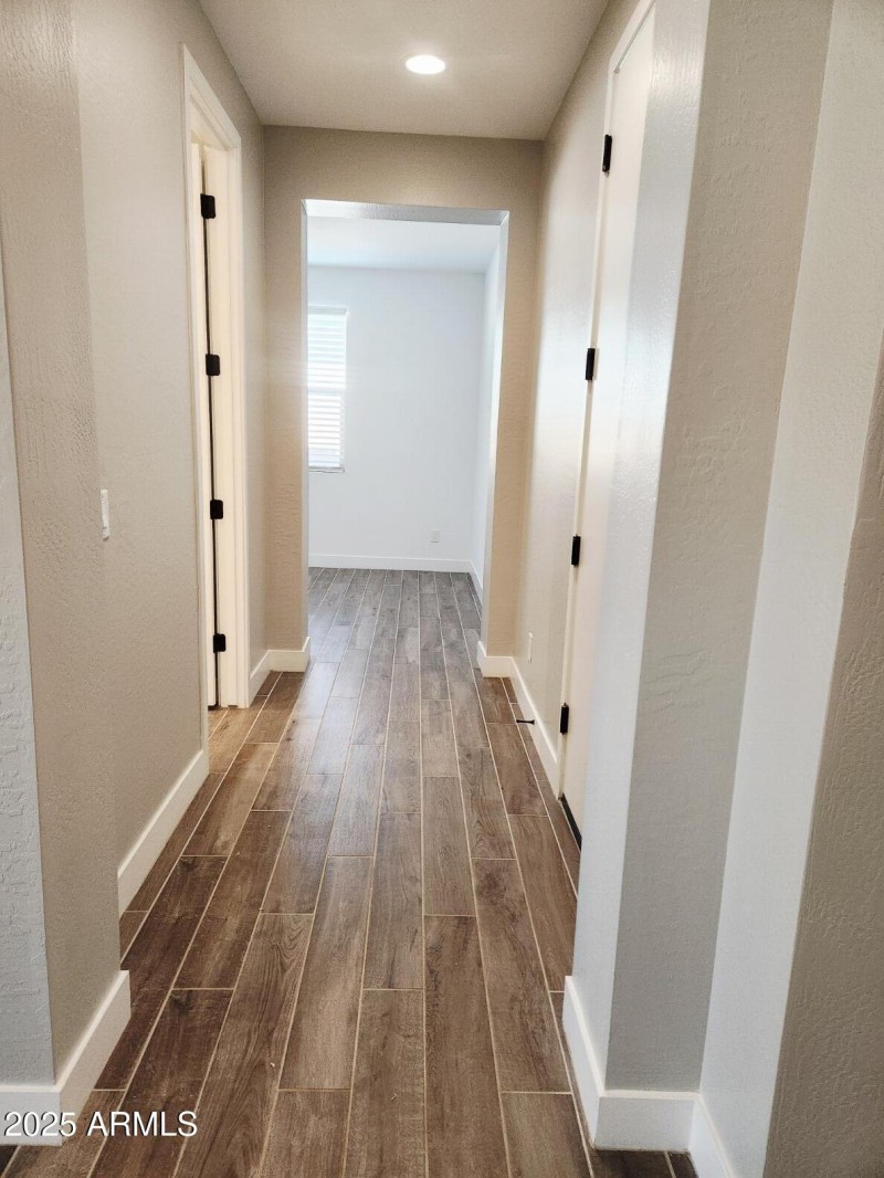 entry to office/flex