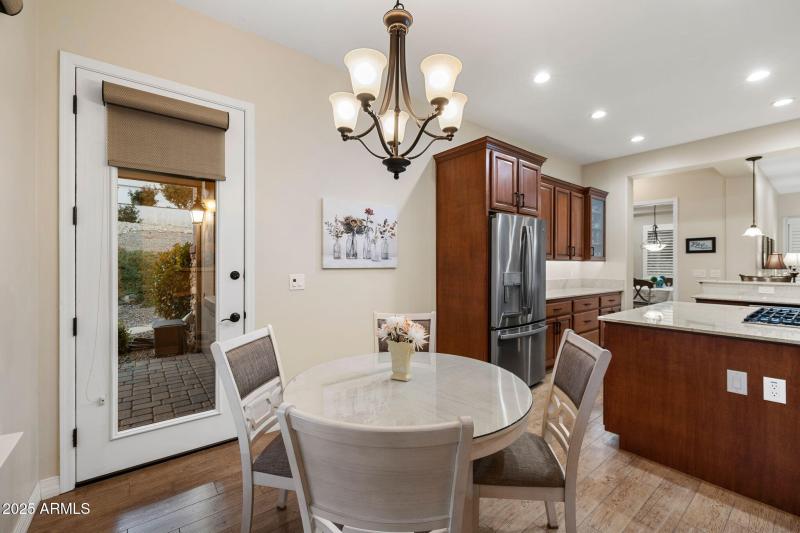 27-Breakfast Nook_2