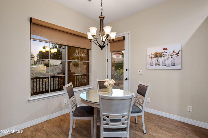 28-Breakfast Nook_3