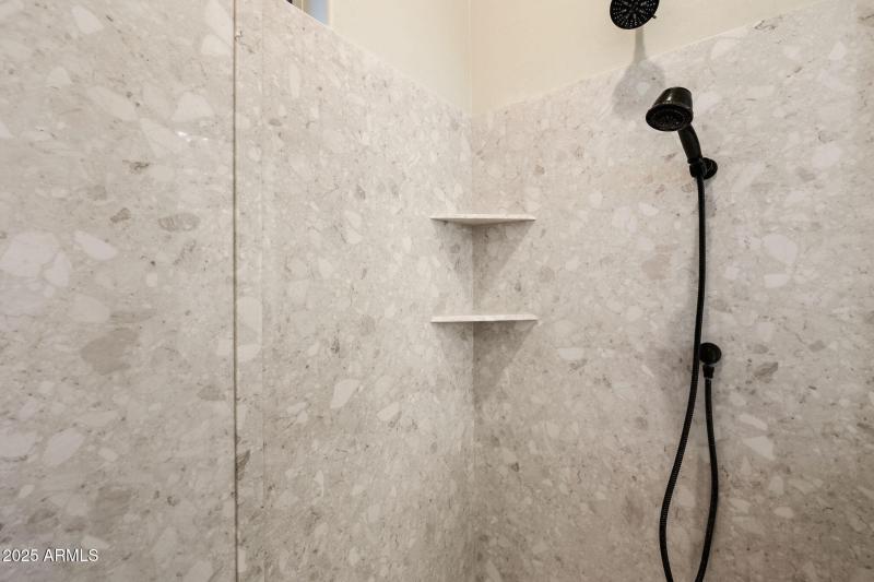 36-Primary Bathroom_3