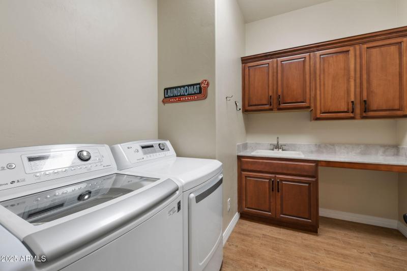 43-Laundry