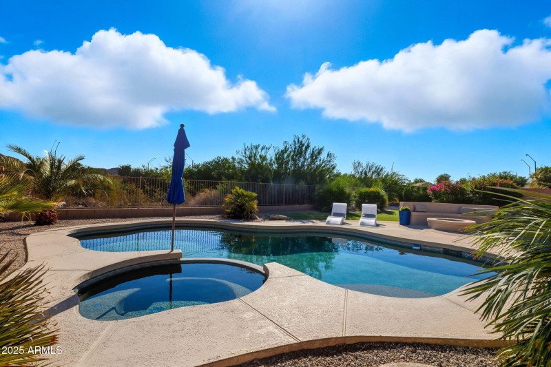 View & Spa with a View!