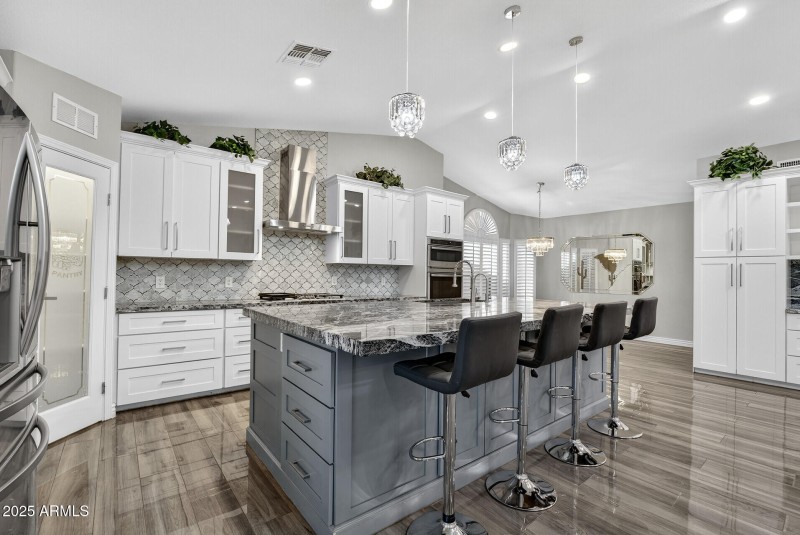 27_3533_N_159th_Ln25_mls