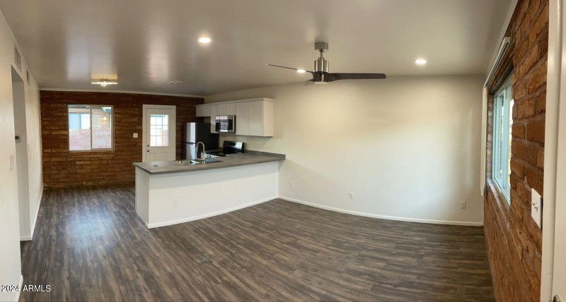 Dorsey kitchen living