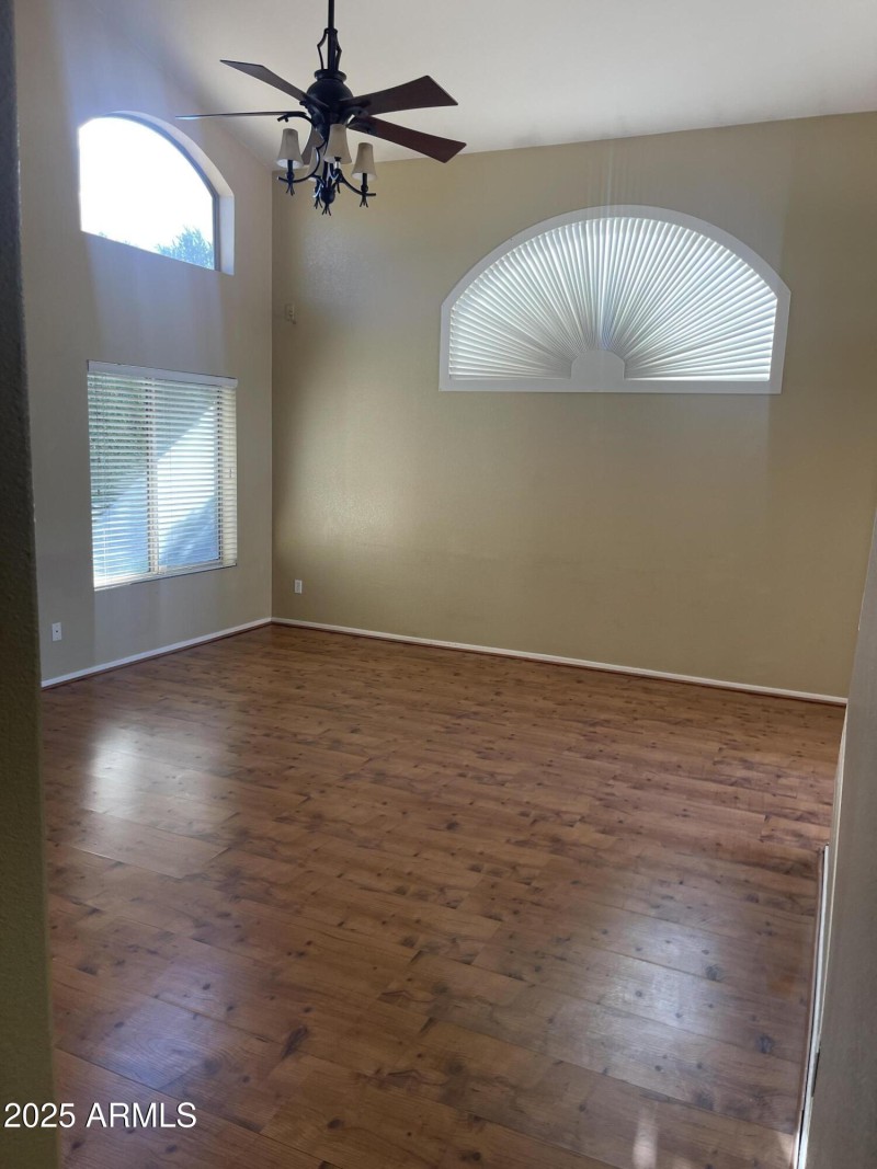 20250919_224641739_iOS