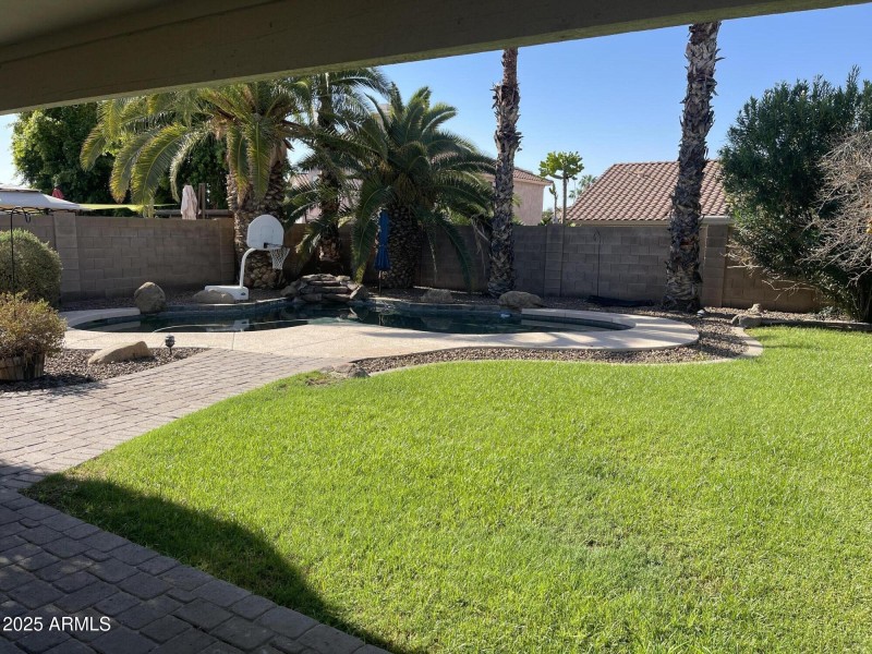 20250808_153830824_iOS