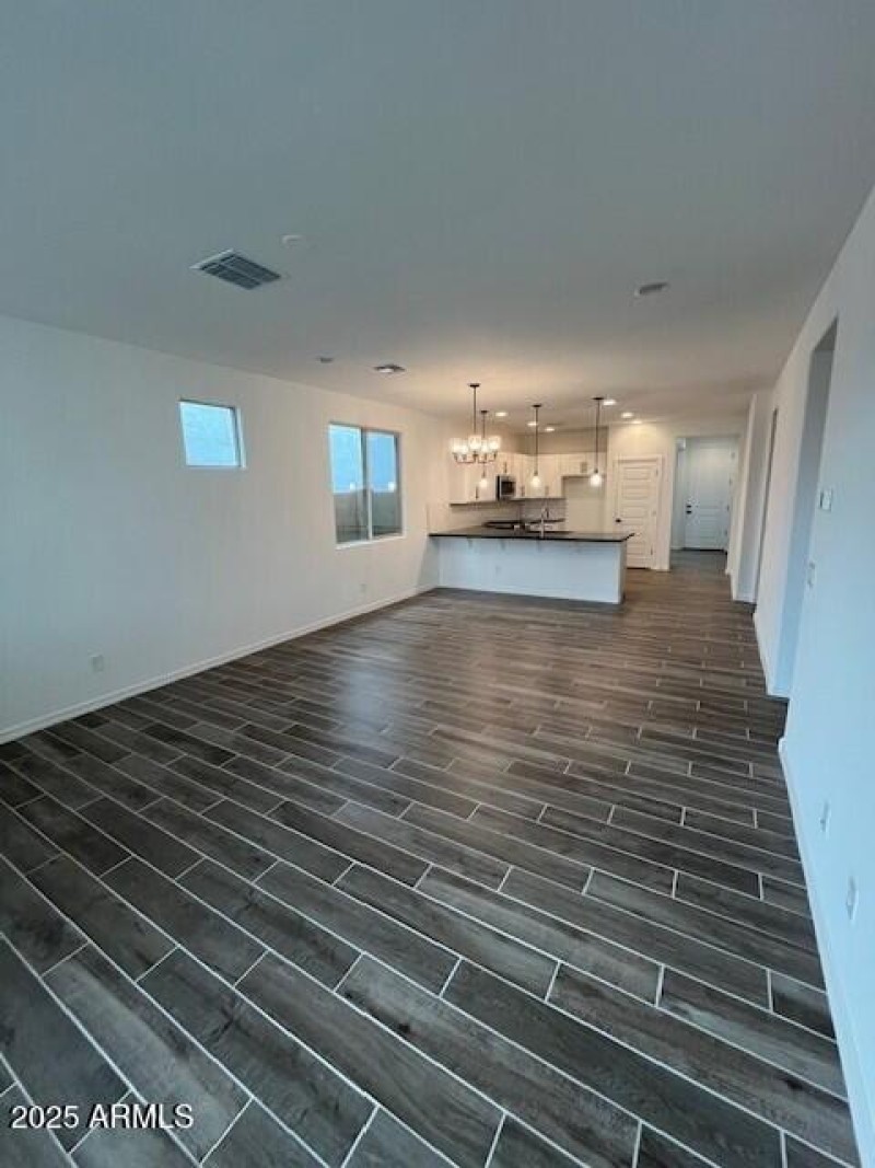 8827 W Pasadena Ave - Ready Now!