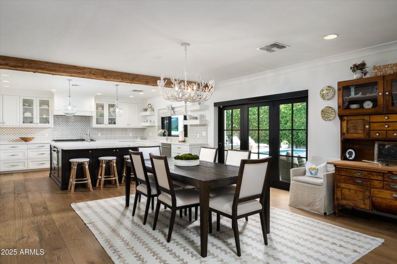 Dining to Kitchen