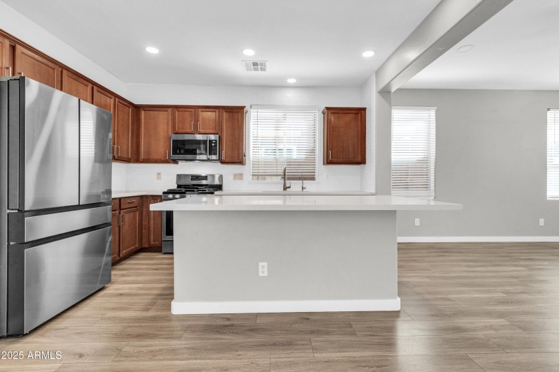 3257 E Tulsa St-17