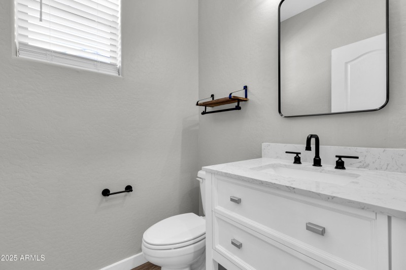 3257 E Tulsa St-29