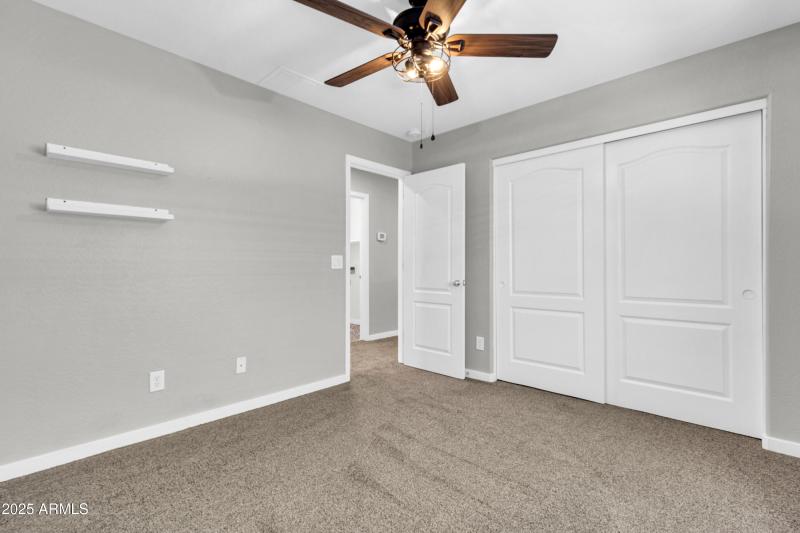 3257 E Tulsa St-34