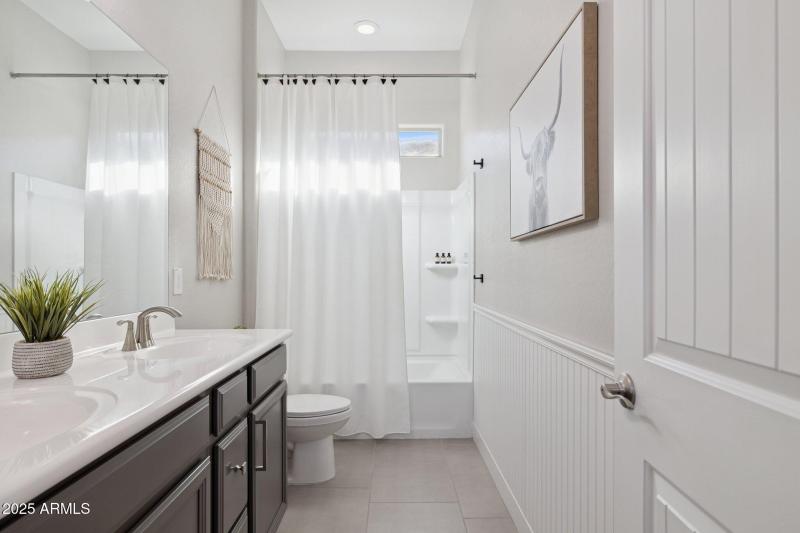 31-web-or-mls-12047-e-sereno-rd