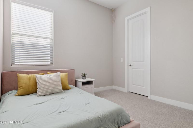 34-web-or-mls-12047-e-sereno-rd