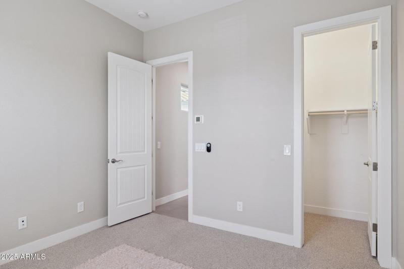 37-web-or-mls-12047-e-sereno-rd