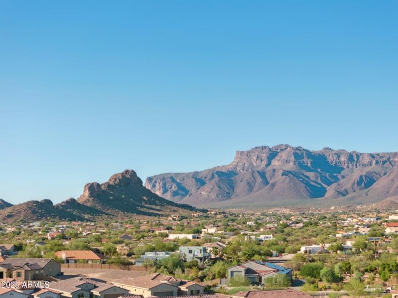 53-web-or-mls-12047-e-sereno-rd