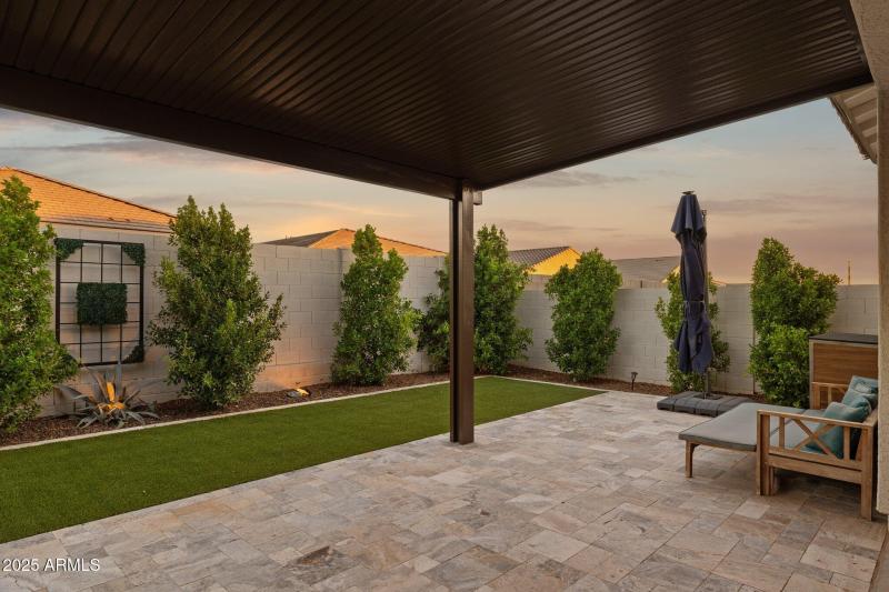 69-web-or-mls-12047-e-sereno-rd