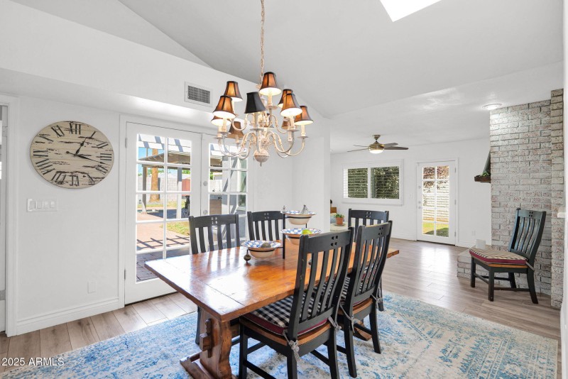 23-web-or-mls-P1304185