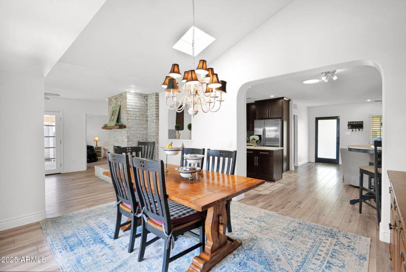 24-web-or-mls-P1304188