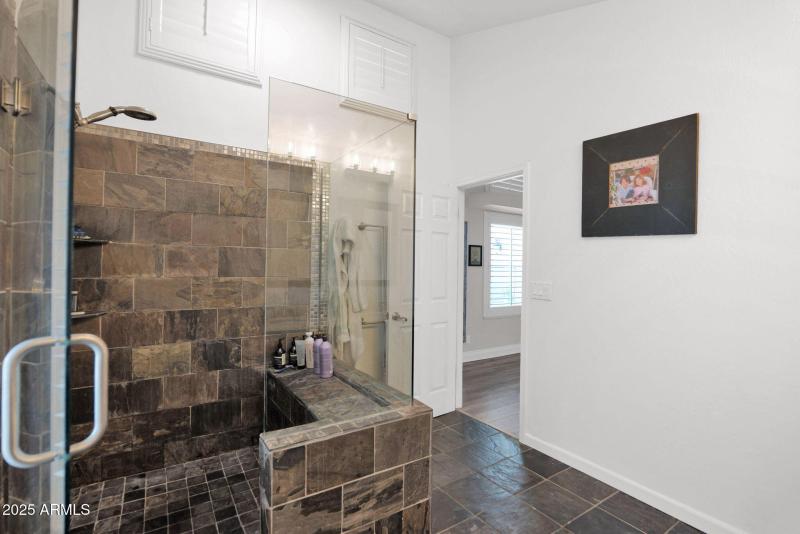 37-web-or-mls-P1304208