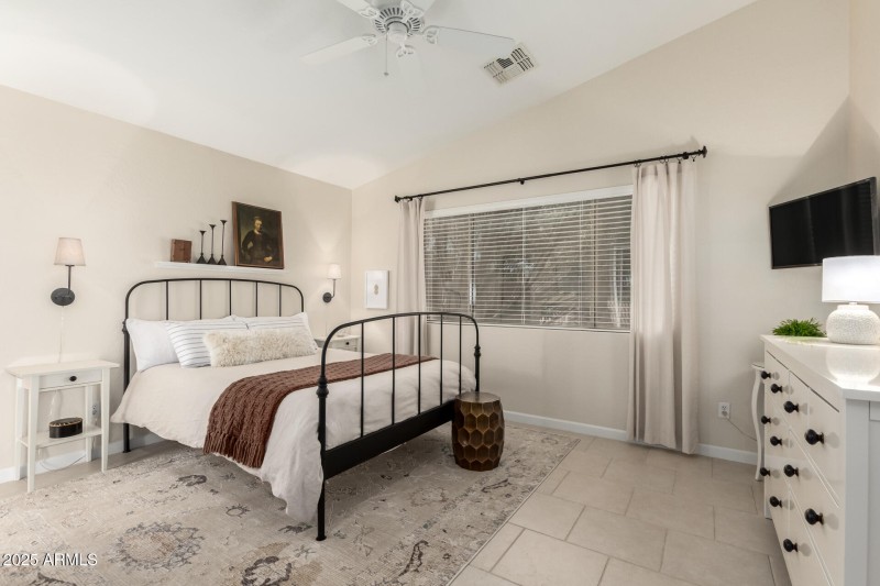 14 Master Bedroom