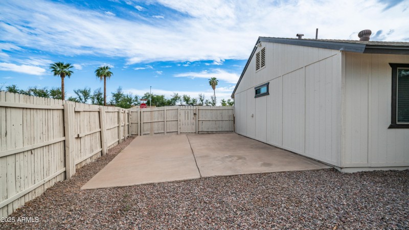 4922 W Gail Dr Exterior Photos-7