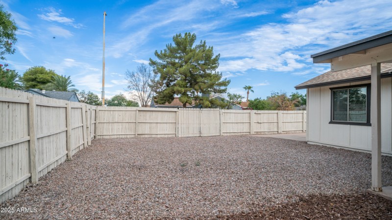 4922 W Gail Dr Exterior Photos-9