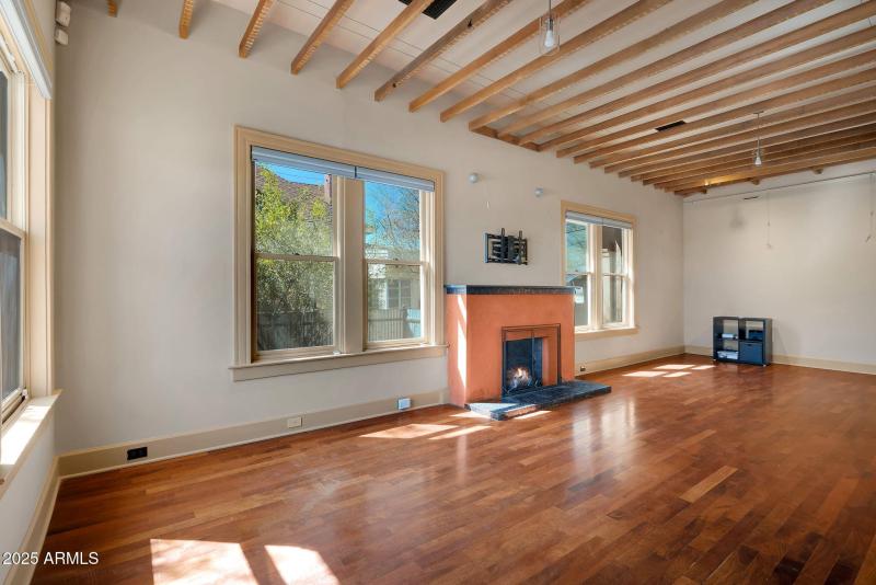 15-web-or-mls-DSC04473