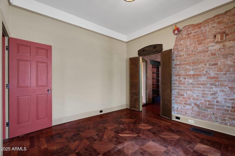 23-web-or-mls-DSC04396