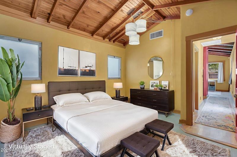 59-web-or-mls-DSC04199 virtually staged