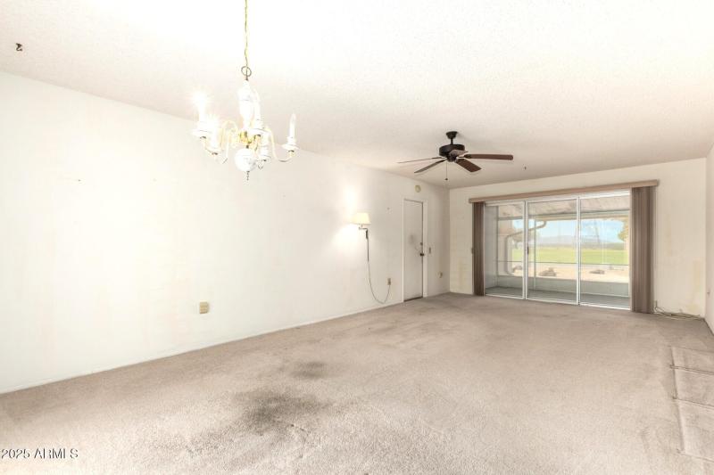 16202 N 111th Ave - AZ Rm looking toward