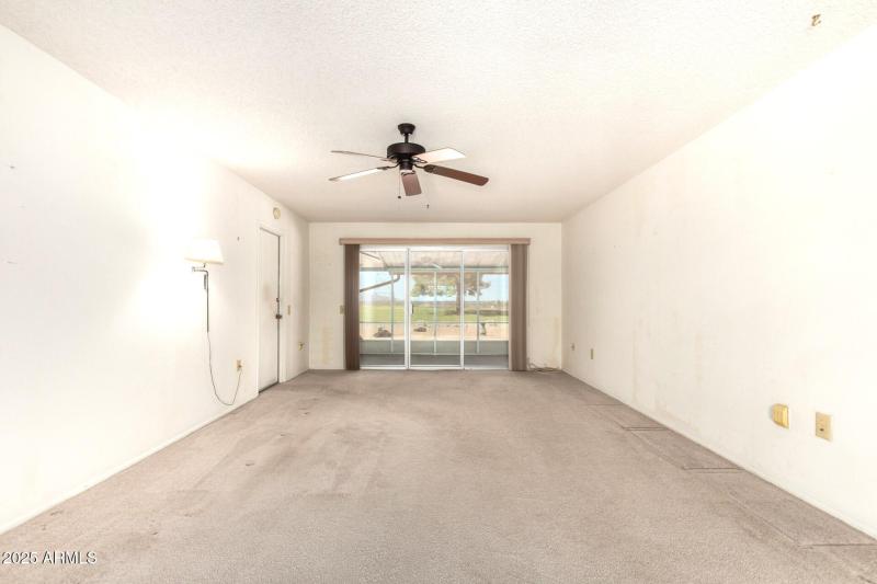 16202 N 111th Ave - AZ Rm looking toward