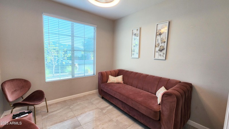 Guest Room With Full Bath & Extra Storag