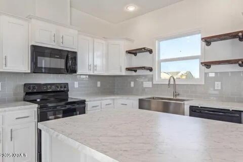 AA22F0AD-8661-42A2-A4F4-A0A776414851