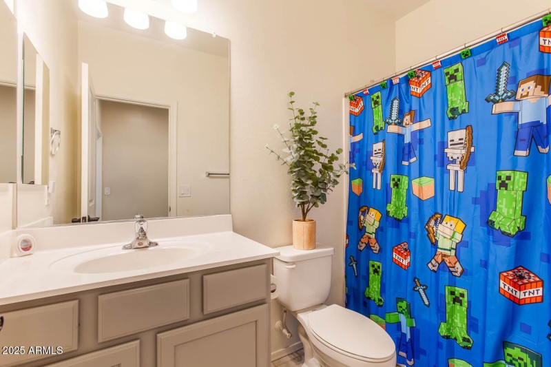 3832-S-182nd-Ln-MLS-16