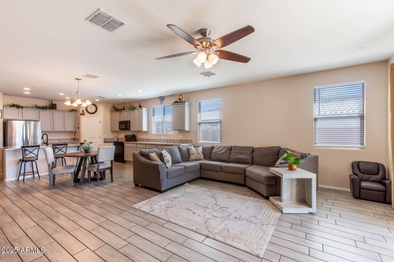 3832-S-182nd-Ln-MLS-14