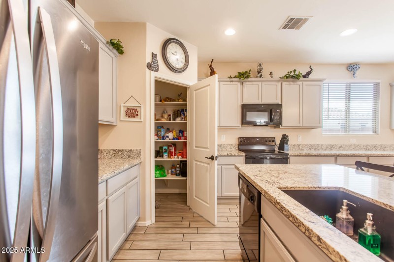 3832-S-182nd-Ln-MLS-9