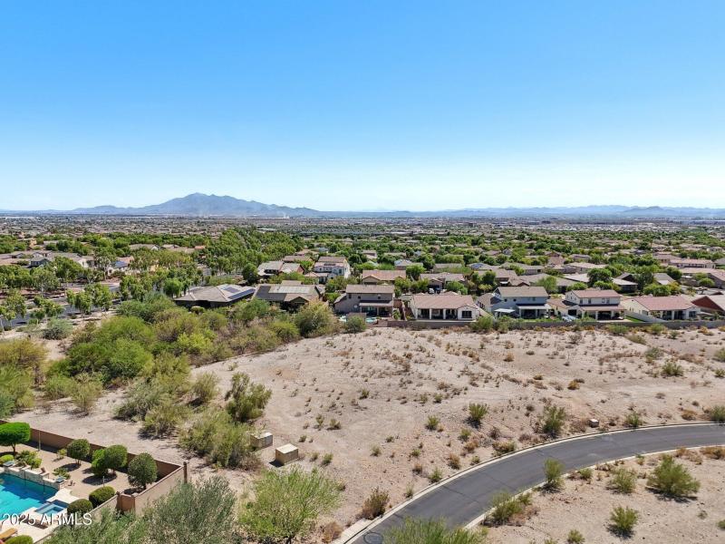 5-web-or-mls-21009-w-mountain-cove-pl