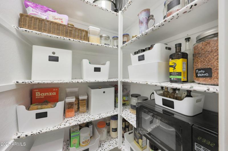 Walk-in Pantry