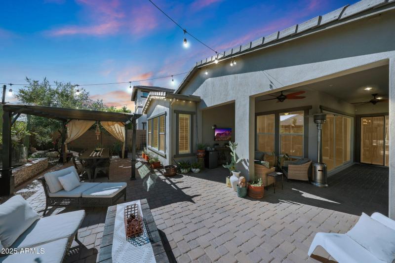 Outdoor Living!