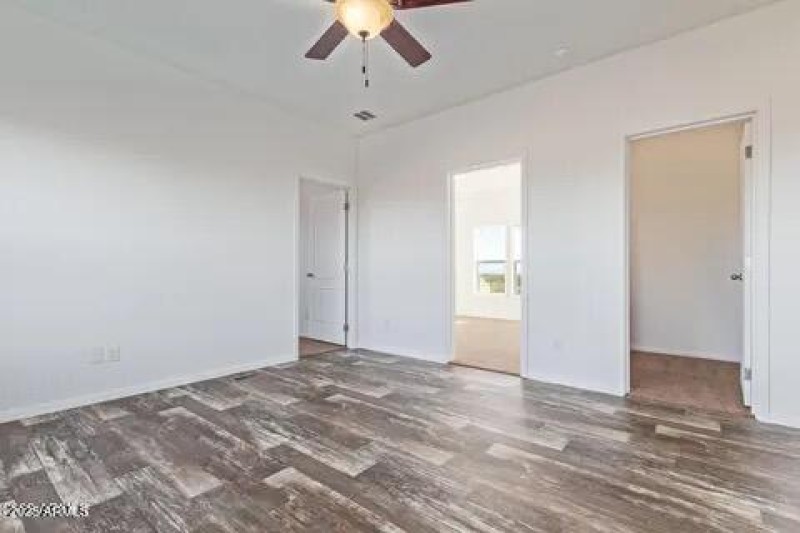 2FF7105F-F170-4086-8912-22F89B0DB5C0