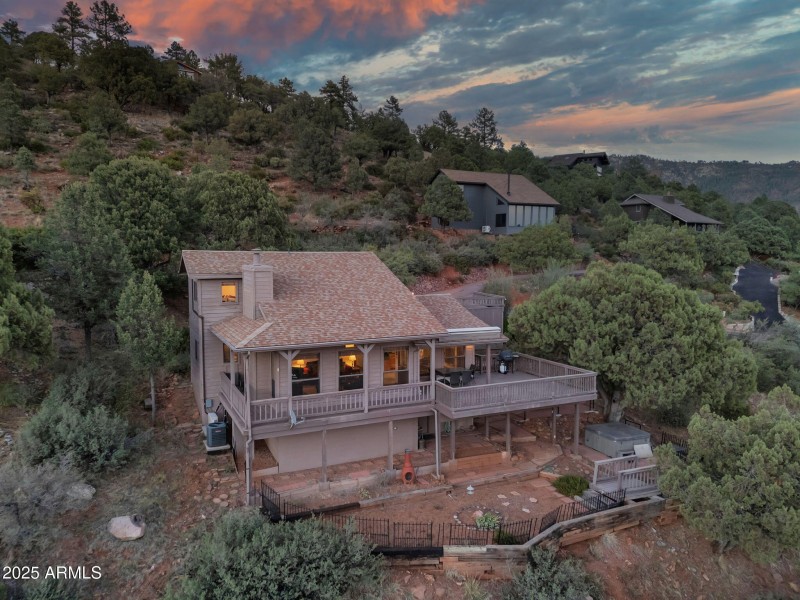 4-web-or-mls-TimberCreekTwilightV1-12