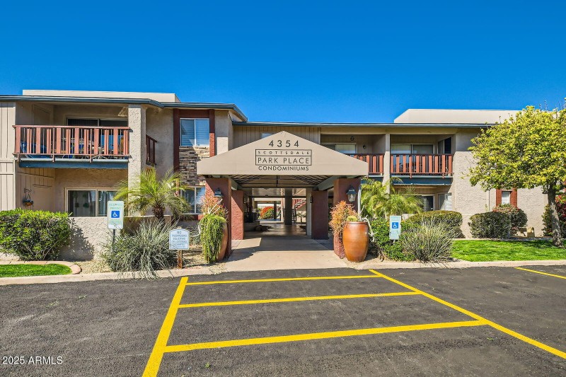 4354 N 82Nd St 182 - Web Quality - 002 -